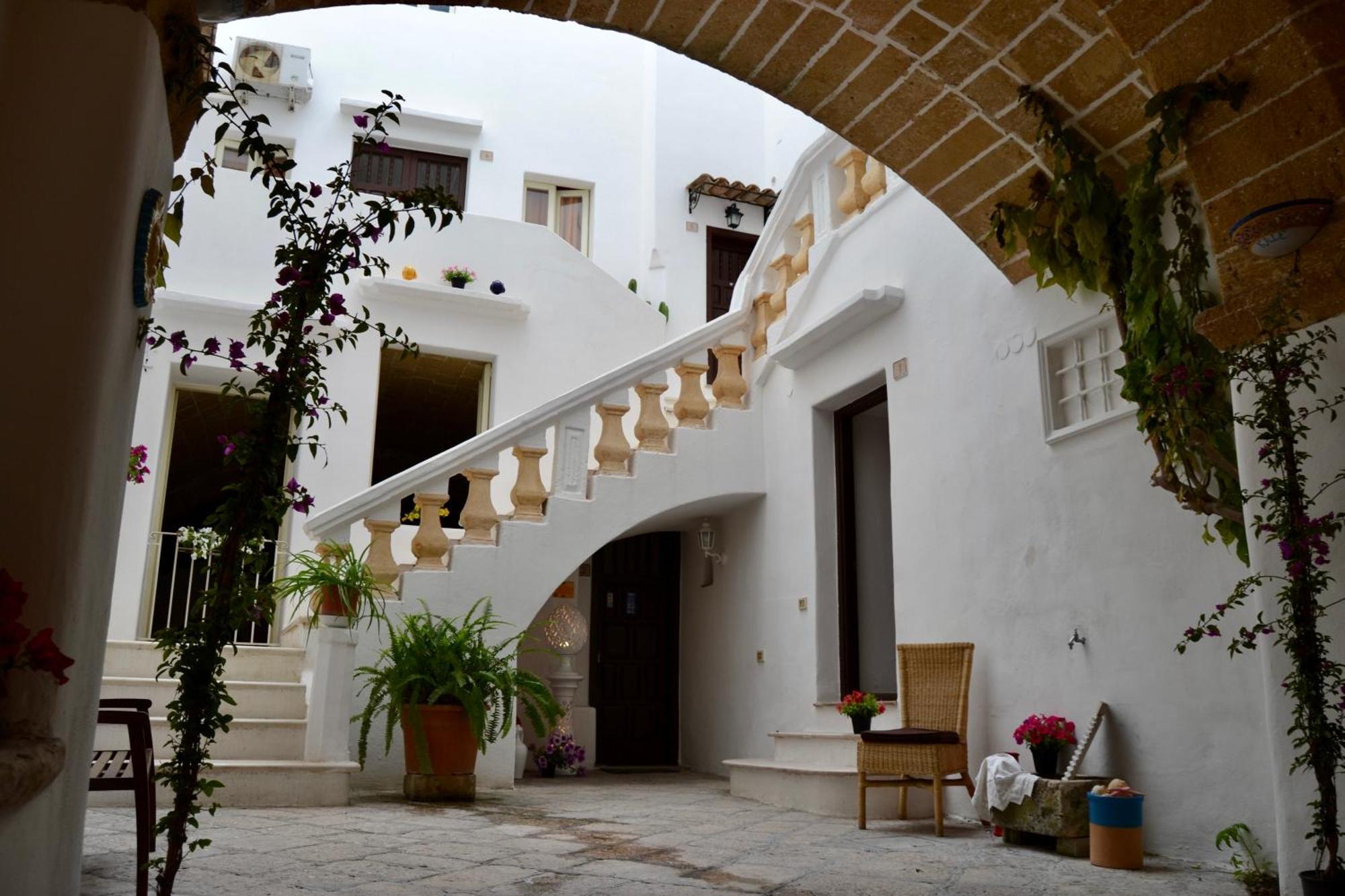 Kallistos Suites & Apartments Gallipoli Extérieur photo